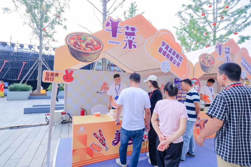 旱塬牛肉“犇”向英雄城 ——宁夏同心农特产品展销会走进南昌